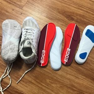 Cheer Shoes Varsity Edge Size 4